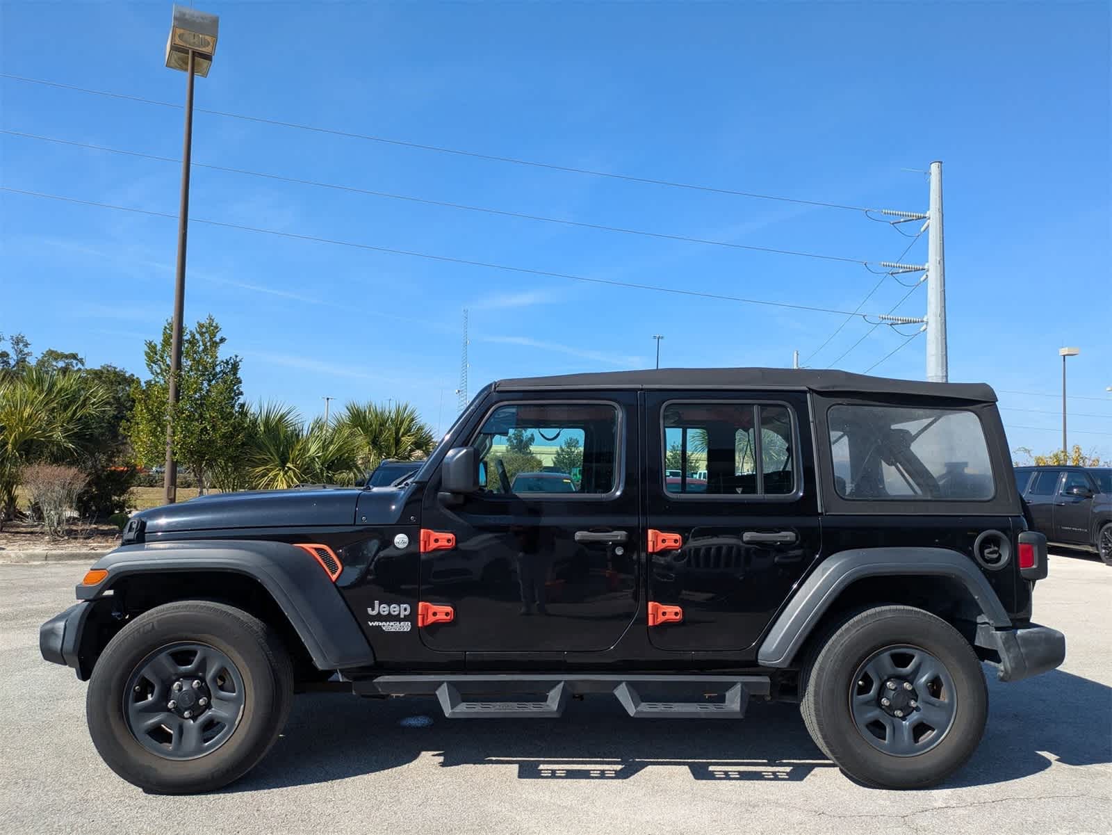 Thumbnail: 2018 Jeep Wrangler - 7