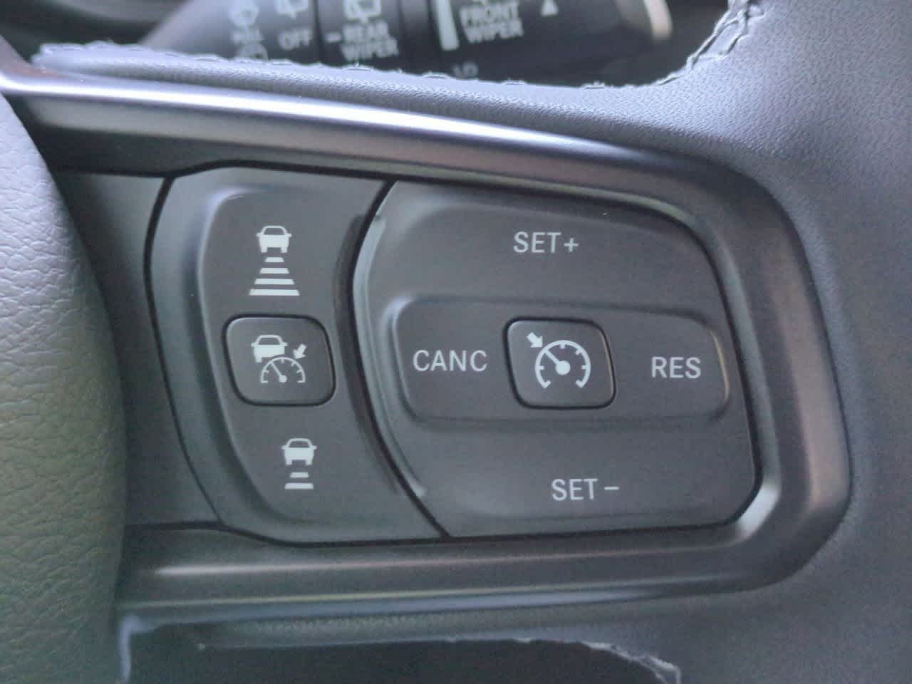 Thumbnail: 2025 Jeep Wrangler - 24