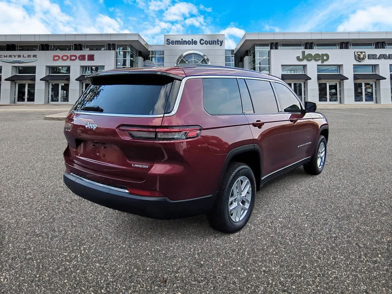 Thumbnail: 2025 Jeep Grand Cherokee L - 8