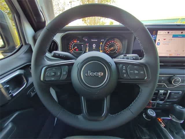 Thumbnail: 2025 Jeep Wrangler - 23