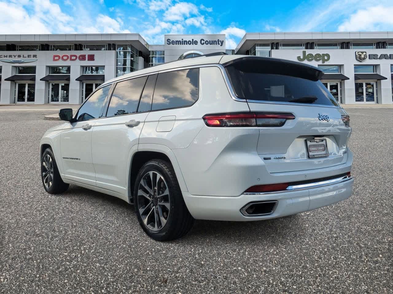 Thumbnail: 2022 Jeep Grand Cherokee L - 6