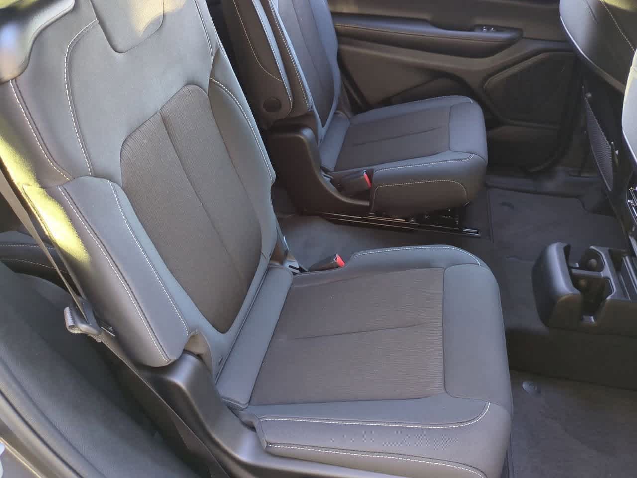 Thumbnail: 2025 Jeep Grand Cherokee L - 22