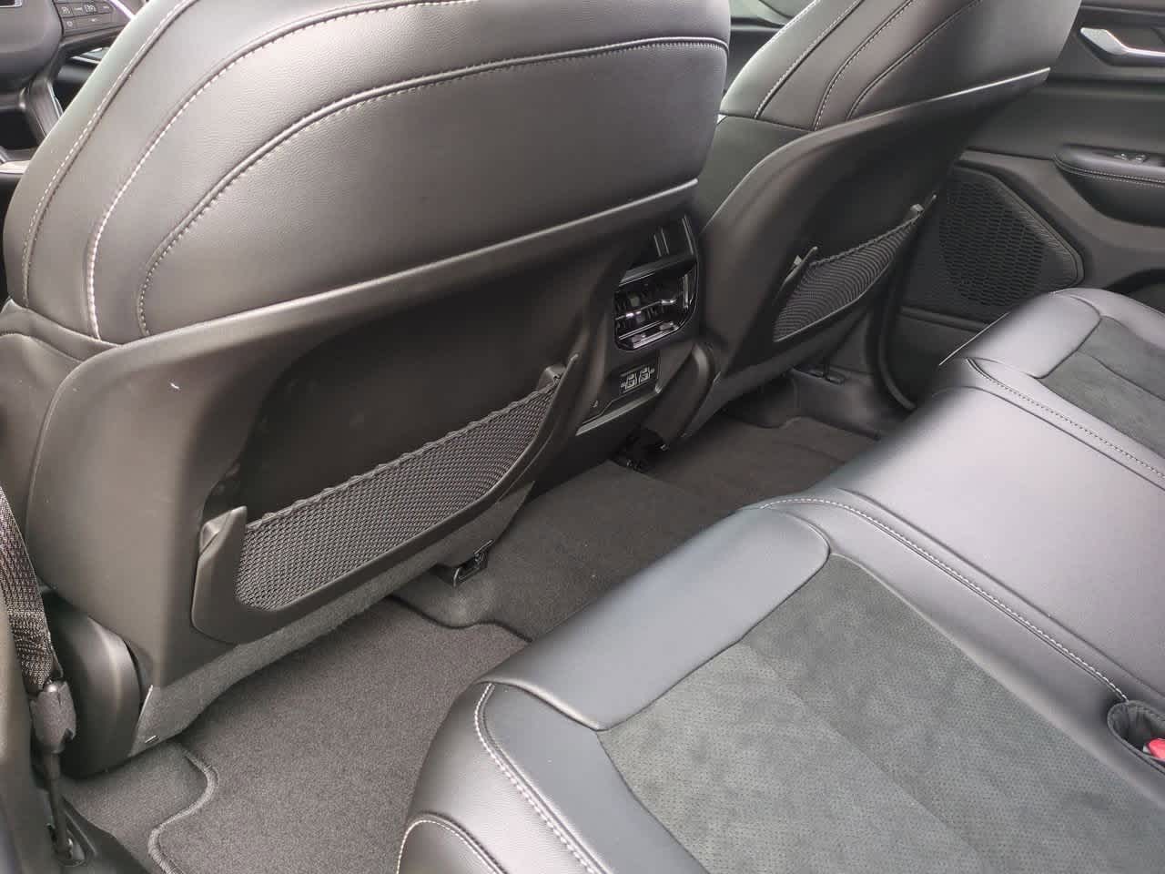 Thumbnail: 2025 Jeep Grand Cherokee - 19