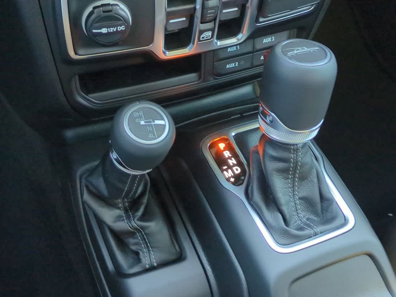 Thumbnail: 2025 Jeep Gladiator - 33