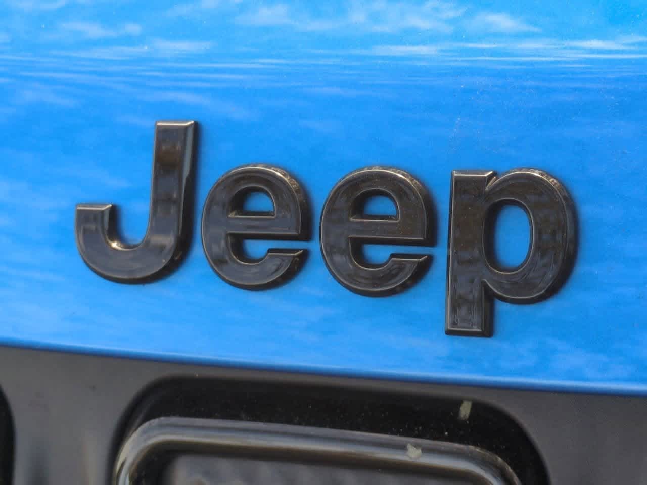 Thumbnail: 2022 Jeep Compass - 12