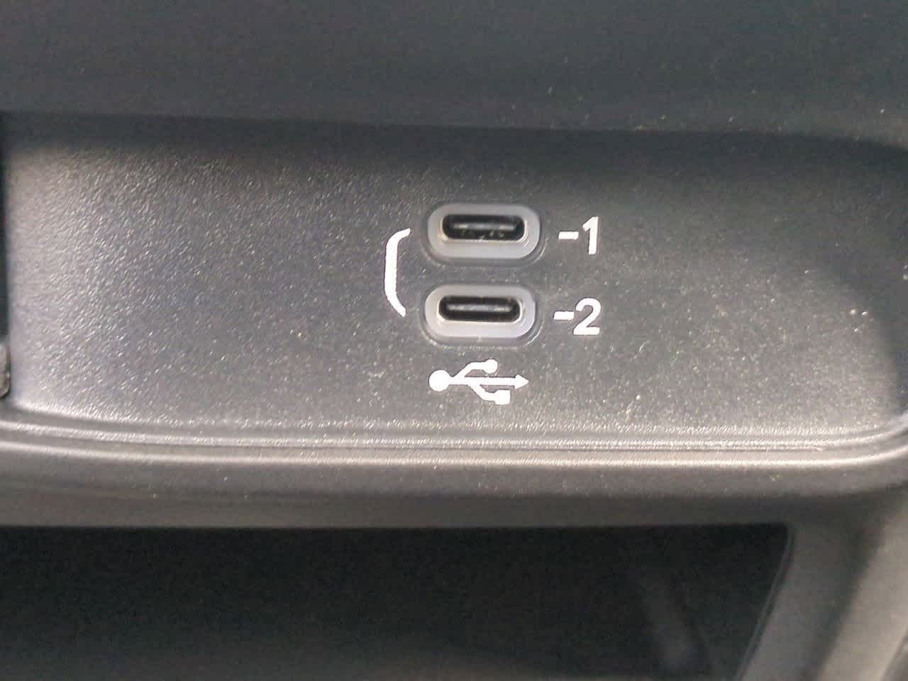 Thumbnail: 2026 Chrysler Voyager - 31