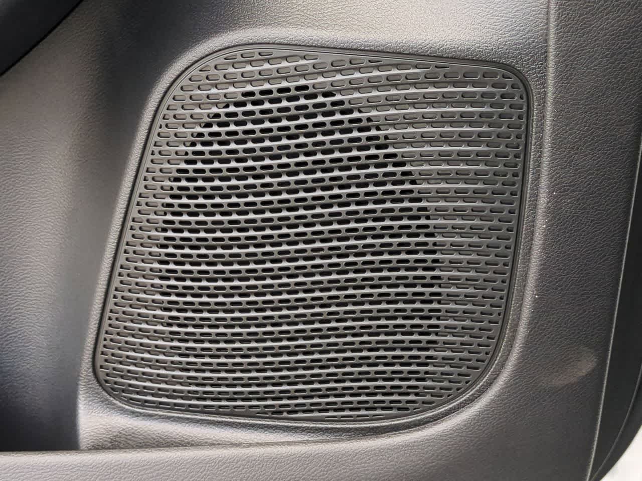 Thumbnail: 2026 Chrysler Pacifica - 30