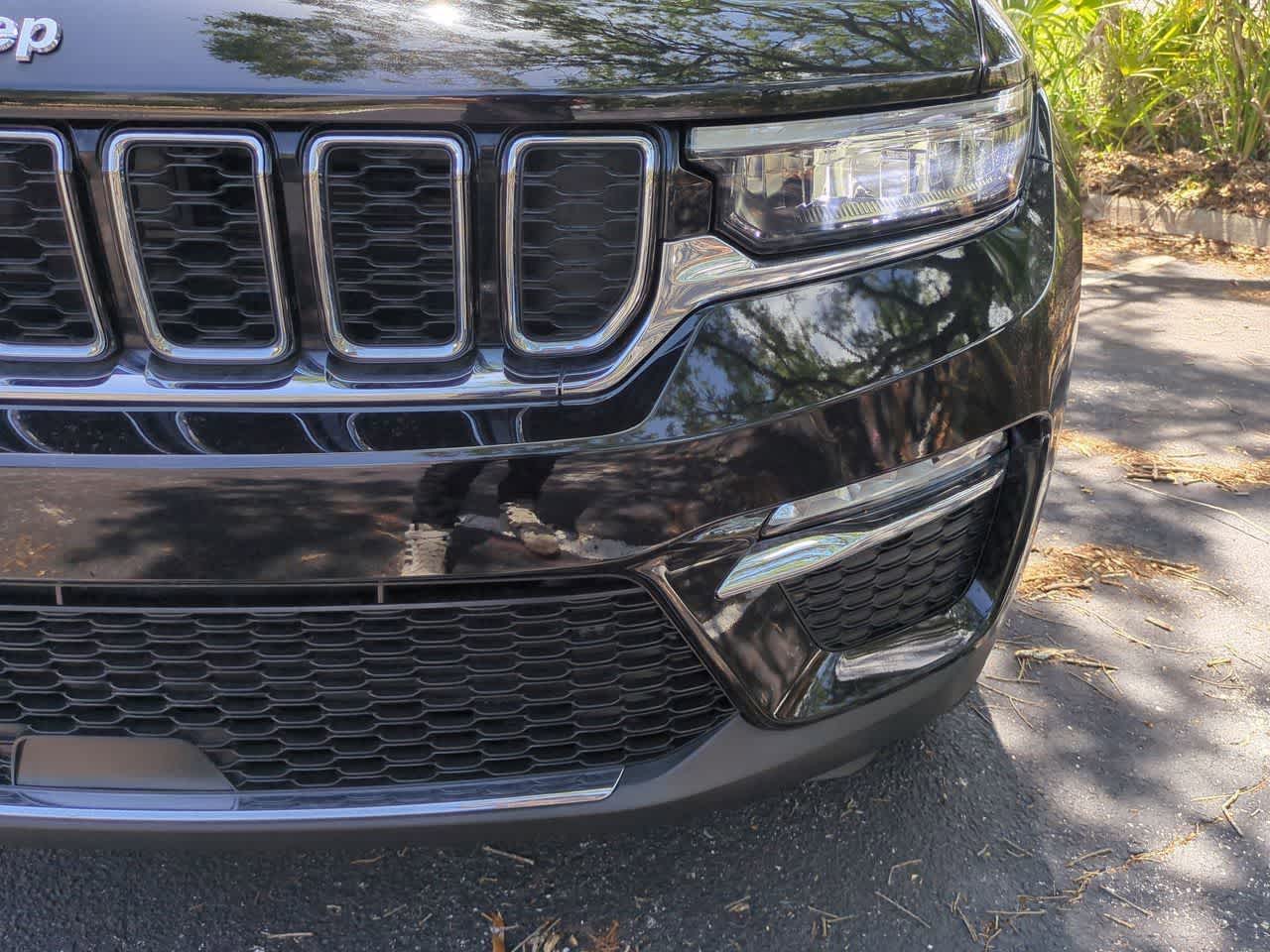 Thumbnail: 2024 Jeep Grand Cherokee - 11