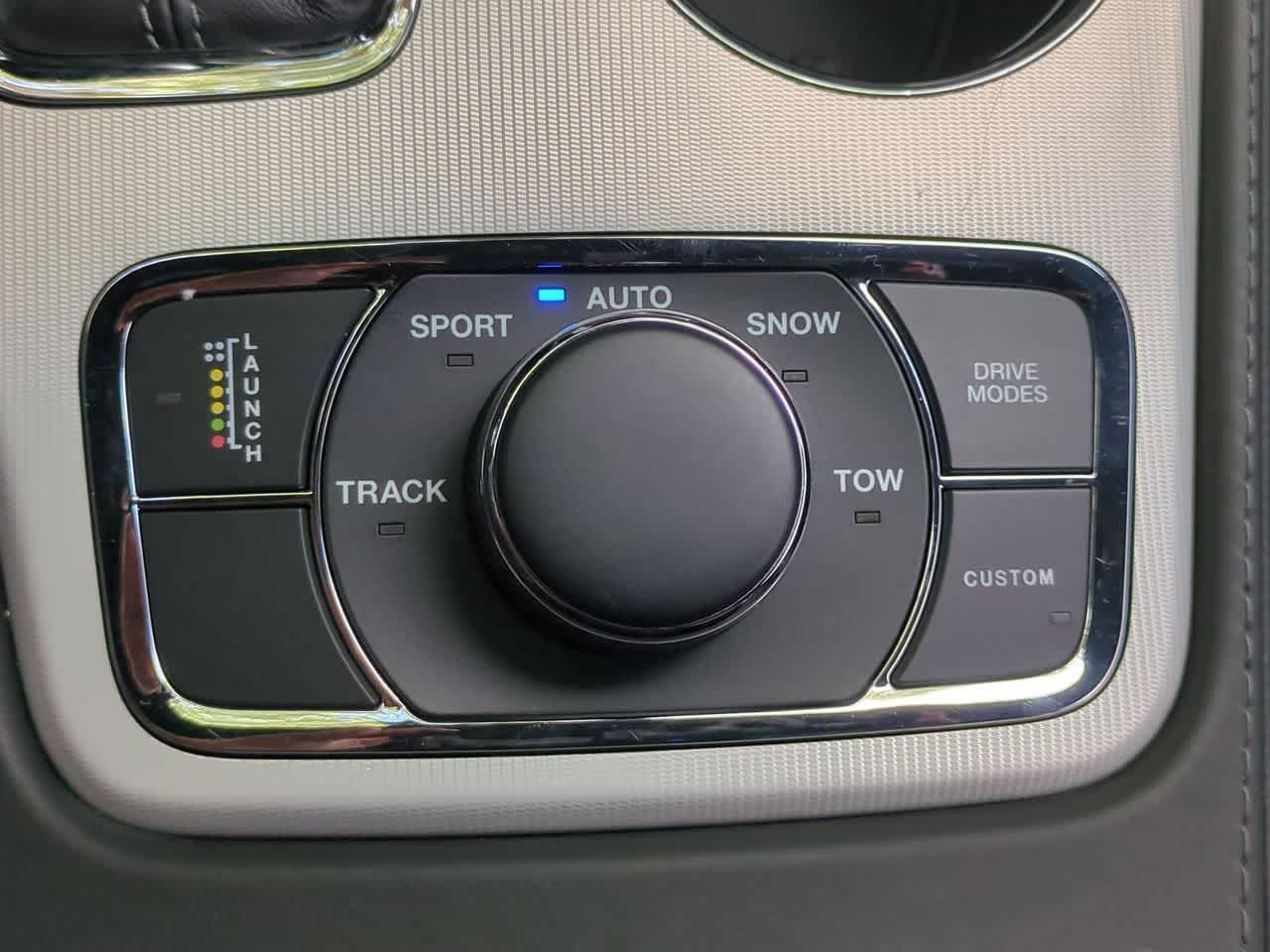 Thumbnail: 2020 Jeep Grand Cherokee - 18