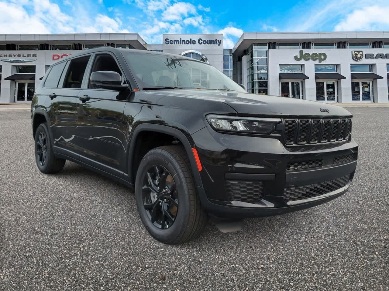 Thumbnail: 2025 Jeep Grand Cherokee L - 2