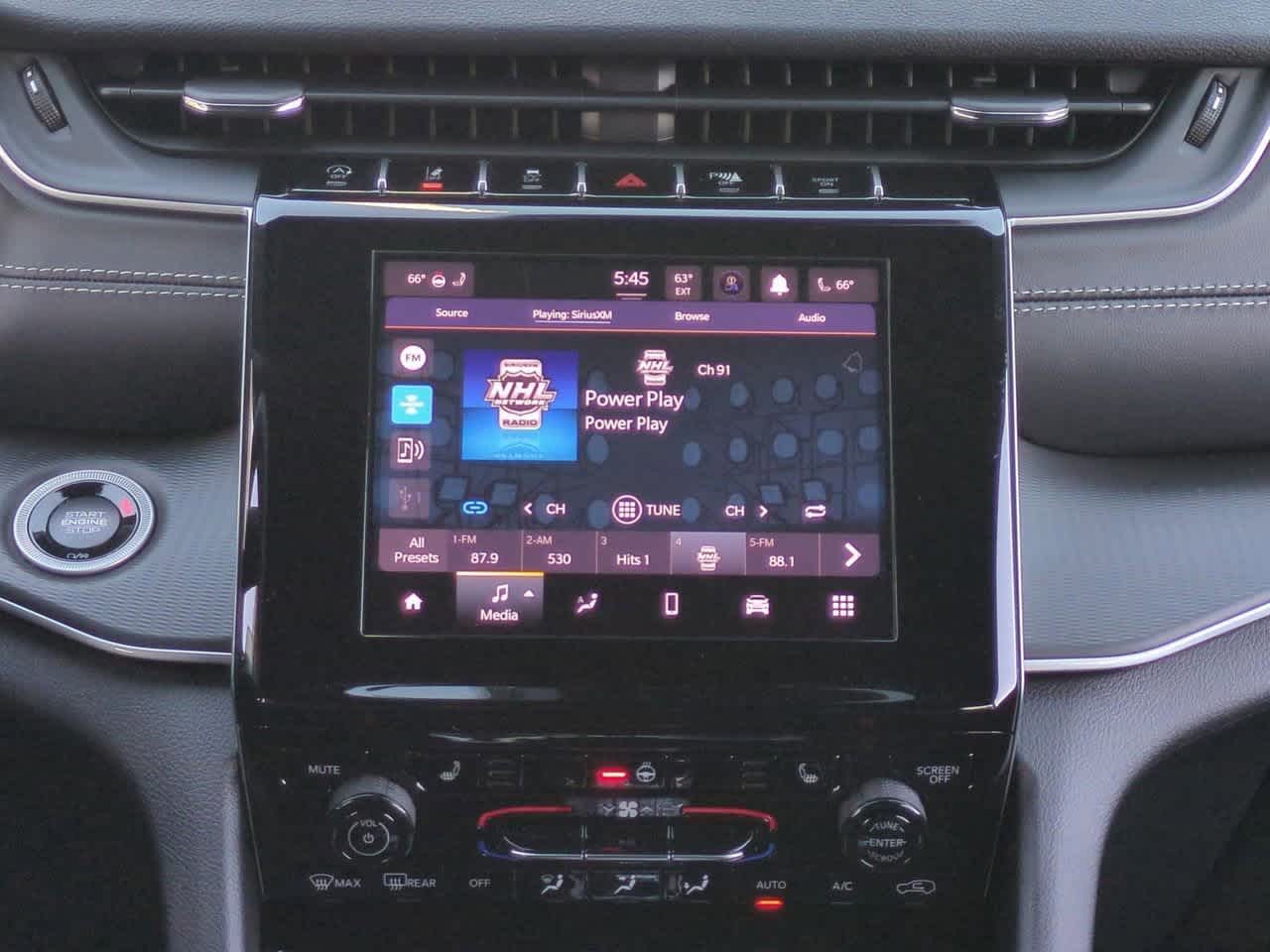 Thumbnail: 2025 Jeep Grand Cherokee - 28