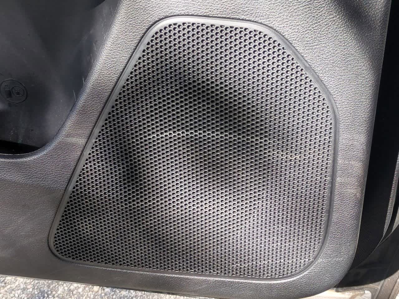 Thumbnail: 2017 Jeep Cherokee - 29