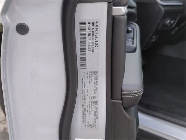 Thumbnail: 2025 Jeep Grand Cherokee - 37