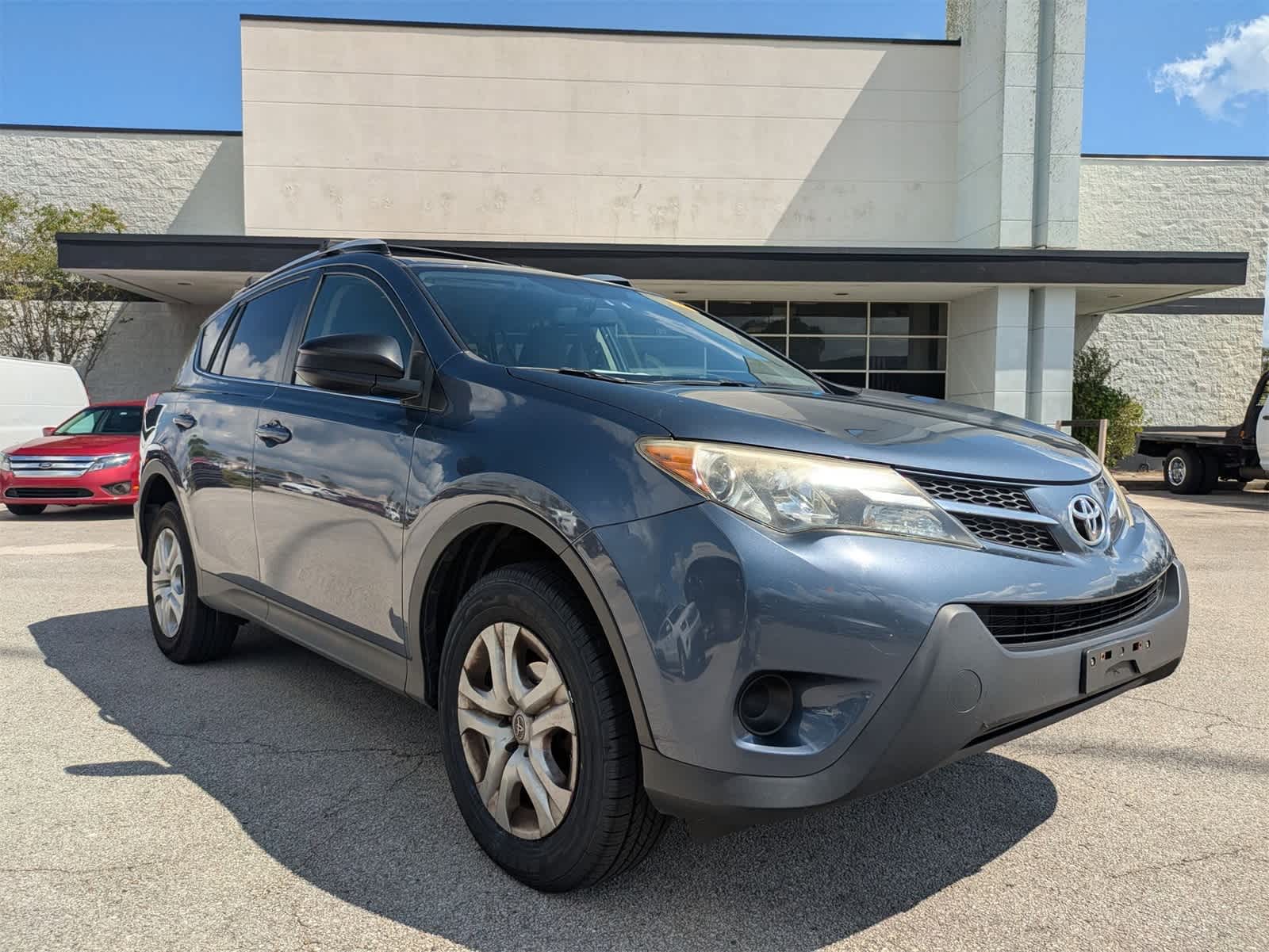 Thumbnail: 2014 Toyota RAV4 - 3