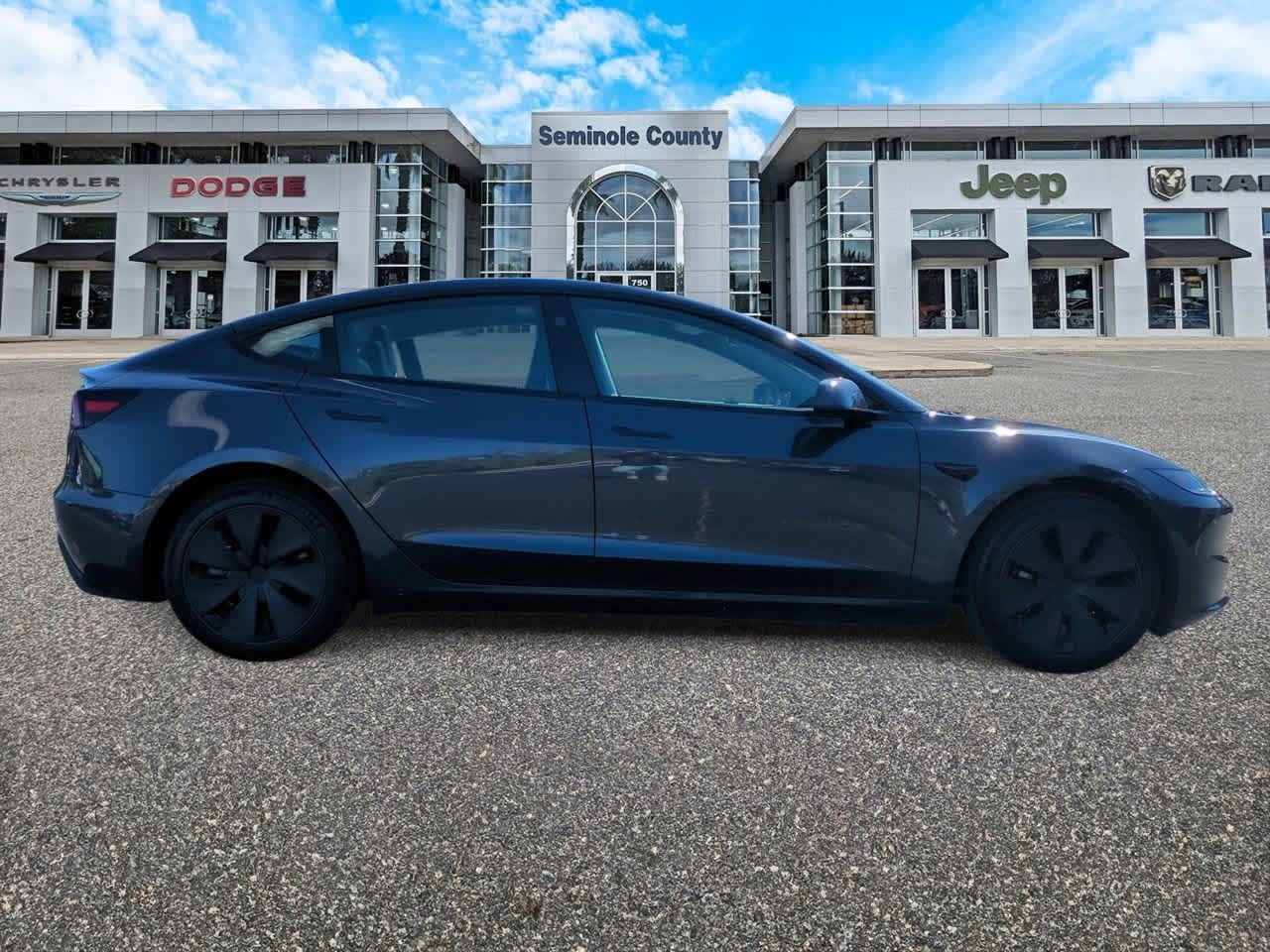 Thumbnail: 2025 Tesla Model 3 - 9