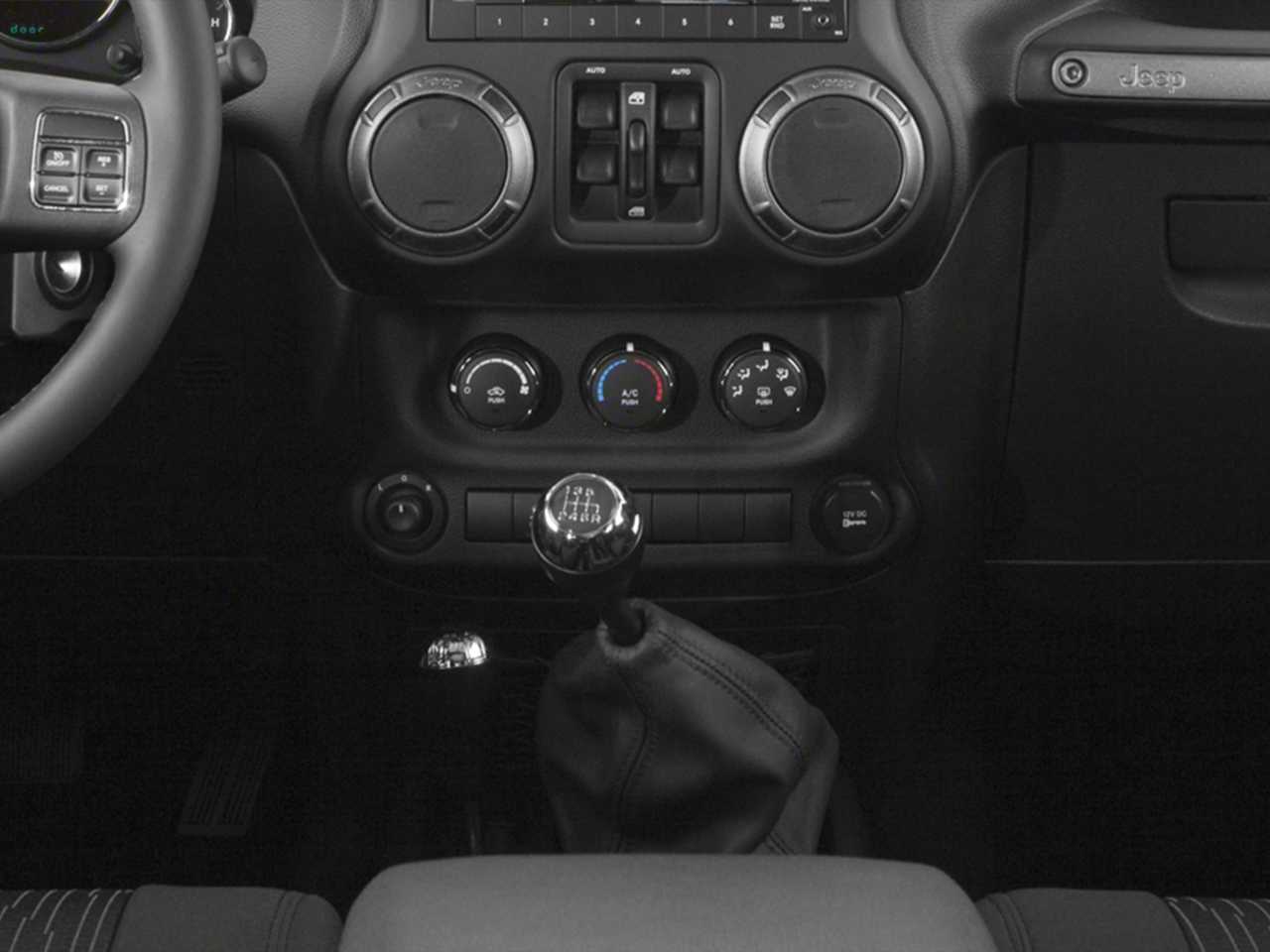 Thumbnail: 2017 Jeep Wrangler - 8