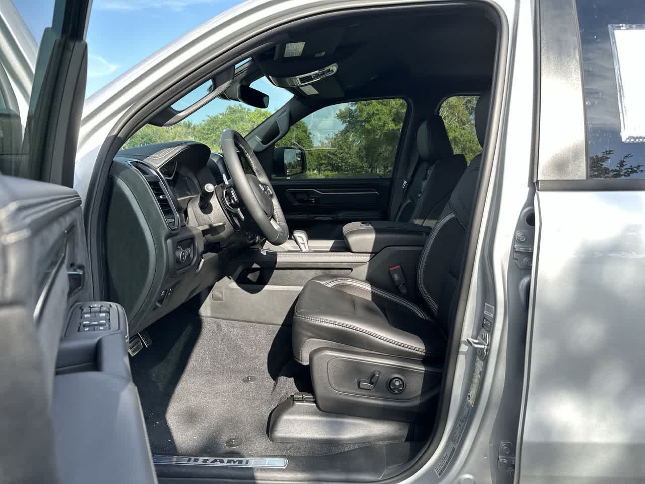 Thumbnail: 2026 RAM 1500 - 10