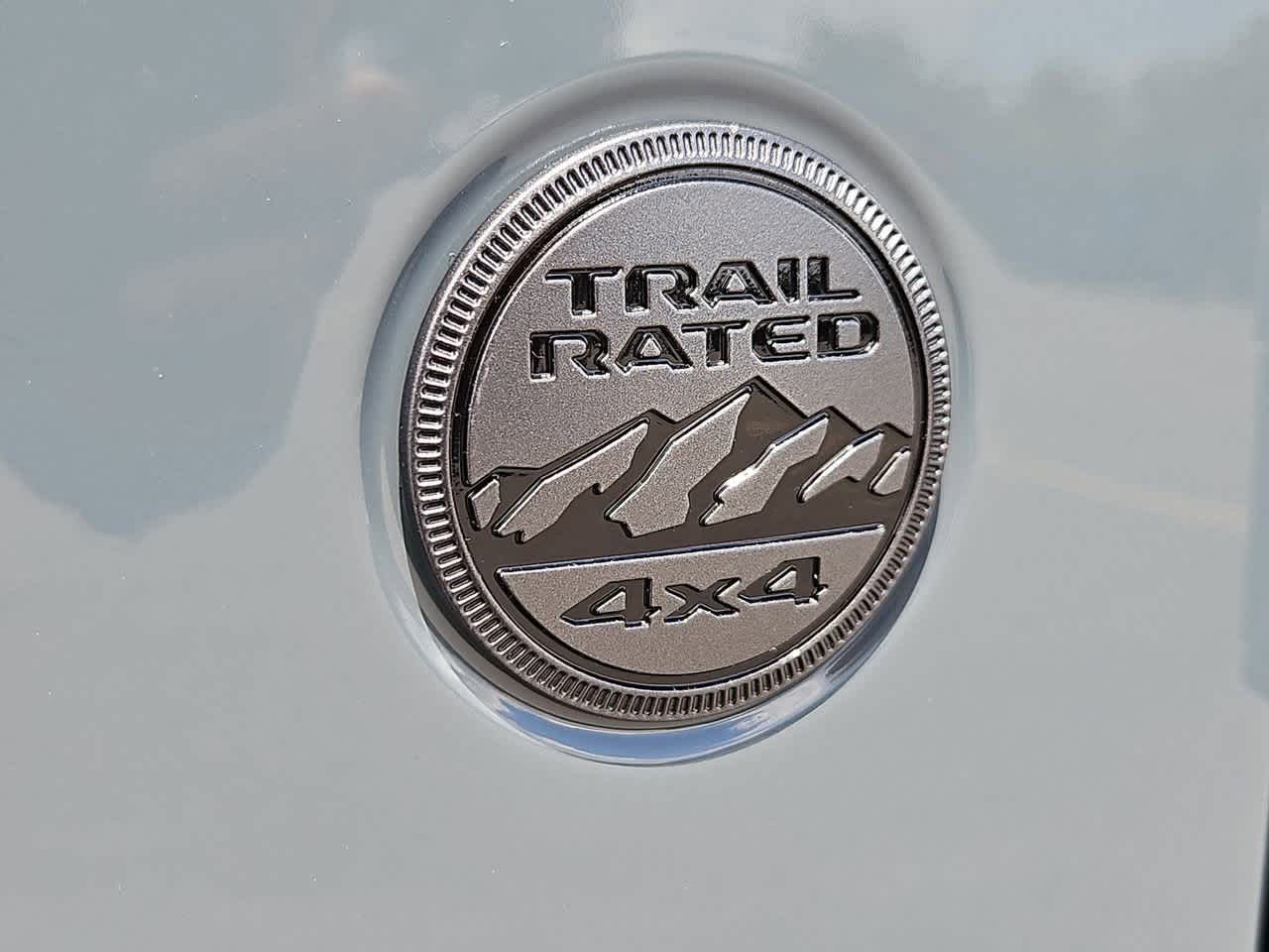 Thumbnail: 2025 Jeep Gladiator - 13