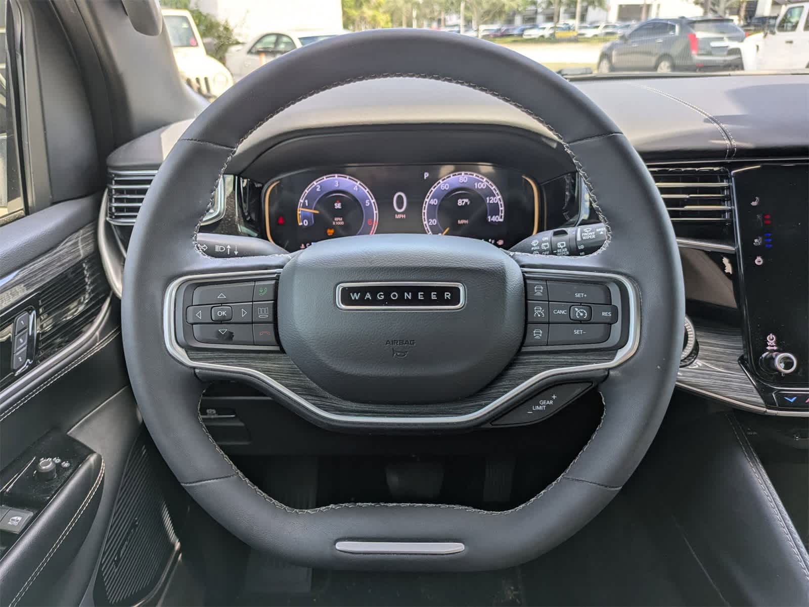 Thumbnail: 2022 Jeep Wagoneer - 6