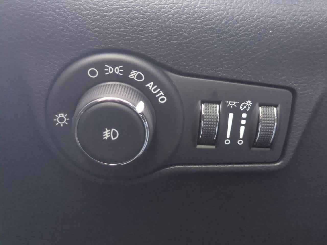 Thumbnail: 2026 Jeep Compass - 18