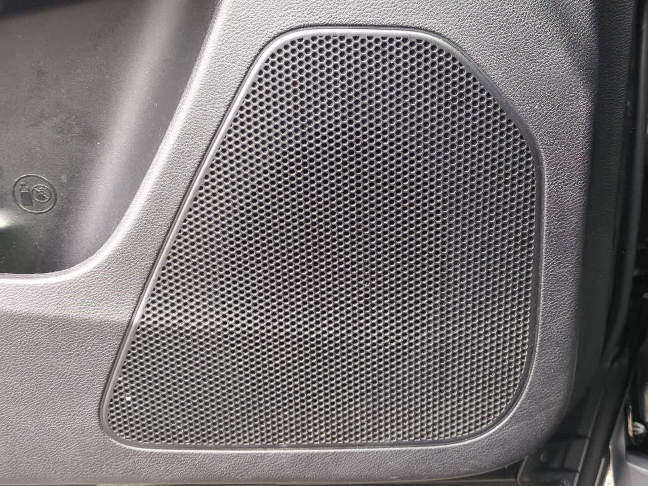 Thumbnail: 2020 Jeep Cherokee - 30