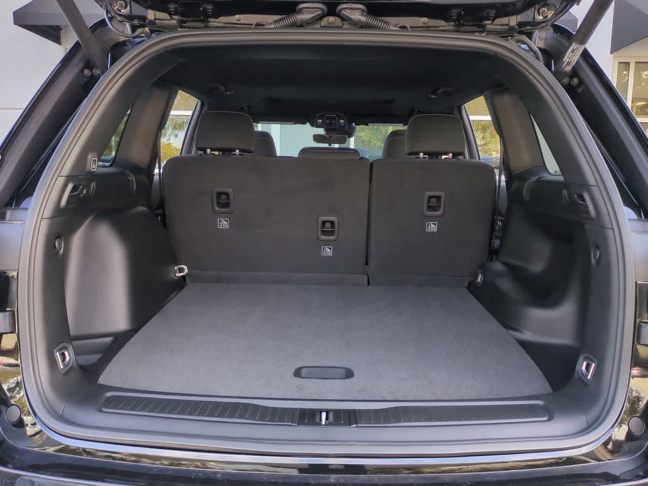 Thumbnail: 2025 Jeep Grand Cherokee - 35