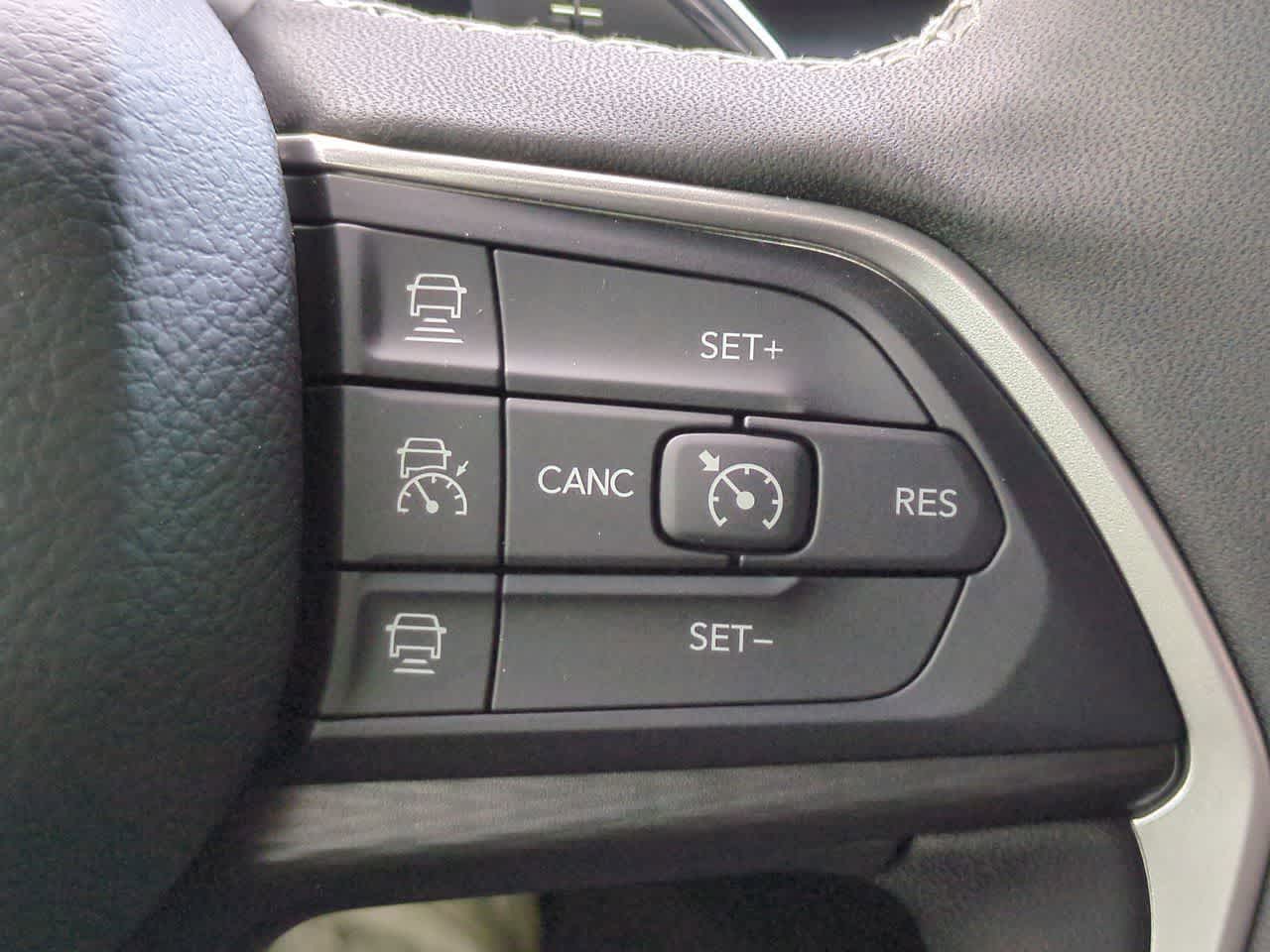 Thumbnail: 2025 Jeep Grand Cherokee - 25