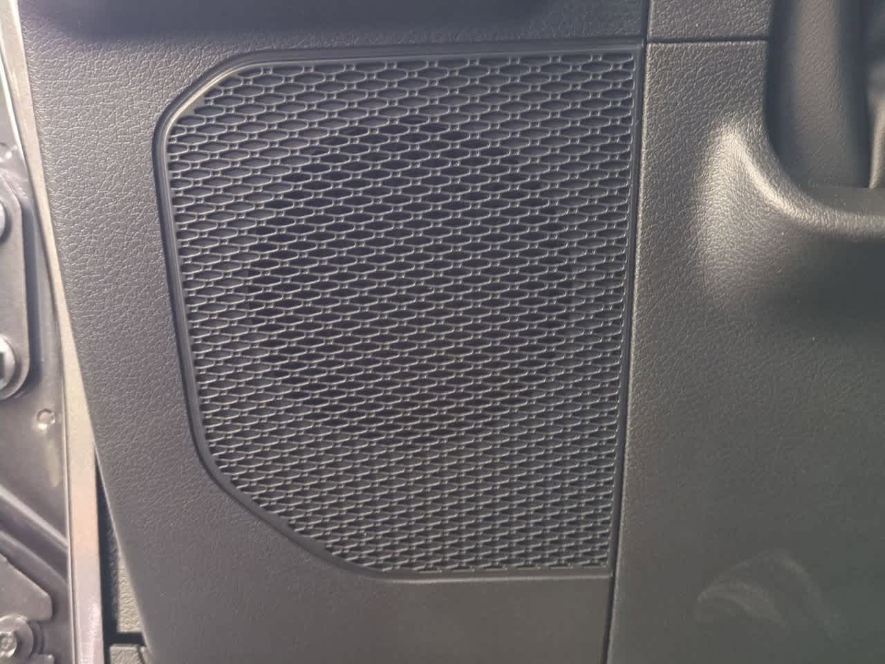 Thumbnail: 2026 Jeep Gladiator - 31