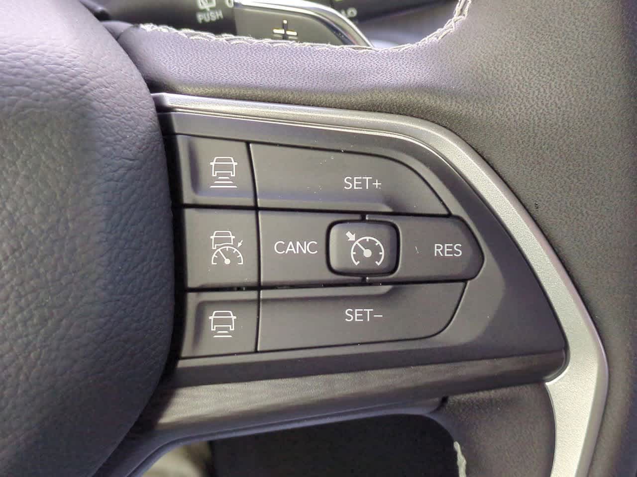 Thumbnail: 2025 Jeep Grand Cherokee L - 25