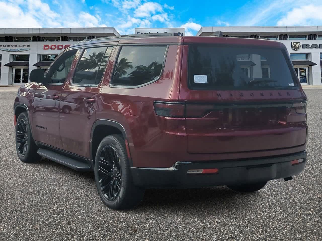 Thumbnail: 2025 Jeep Wagoneer - 5