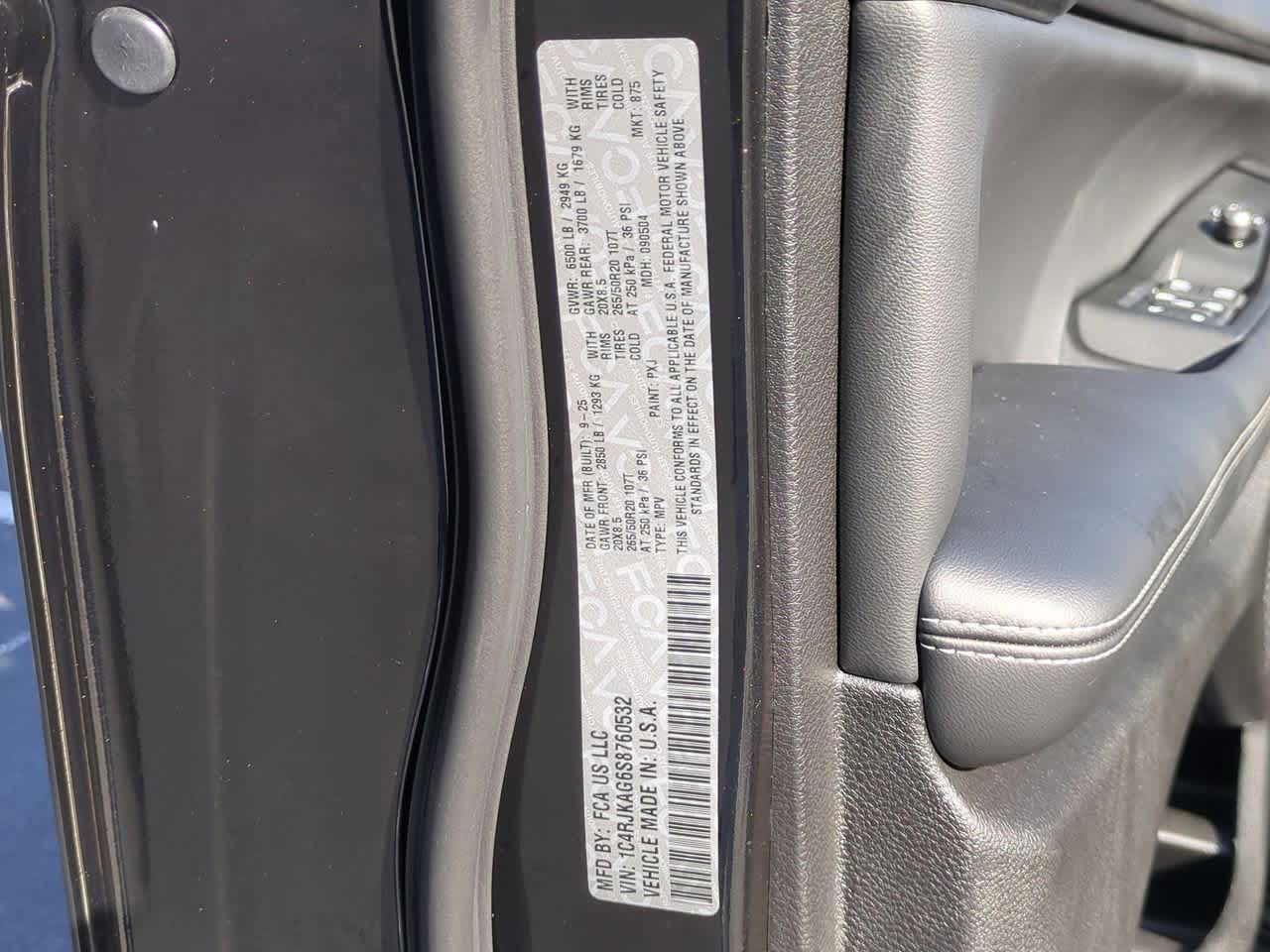 Thumbnail: 2025 Jeep Grand Cherokee L - 37