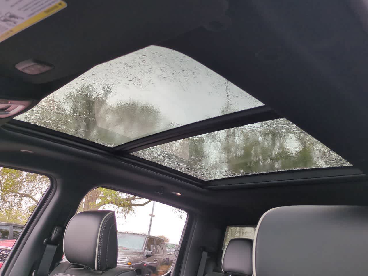 Thumbnail: 2026 RAM 1500 - 19