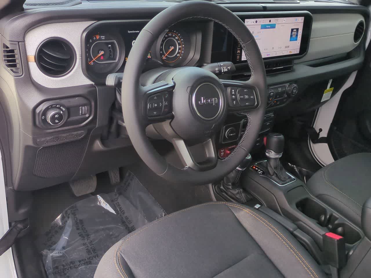 Thumbnail: 2026 Jeep Gladiator - 10