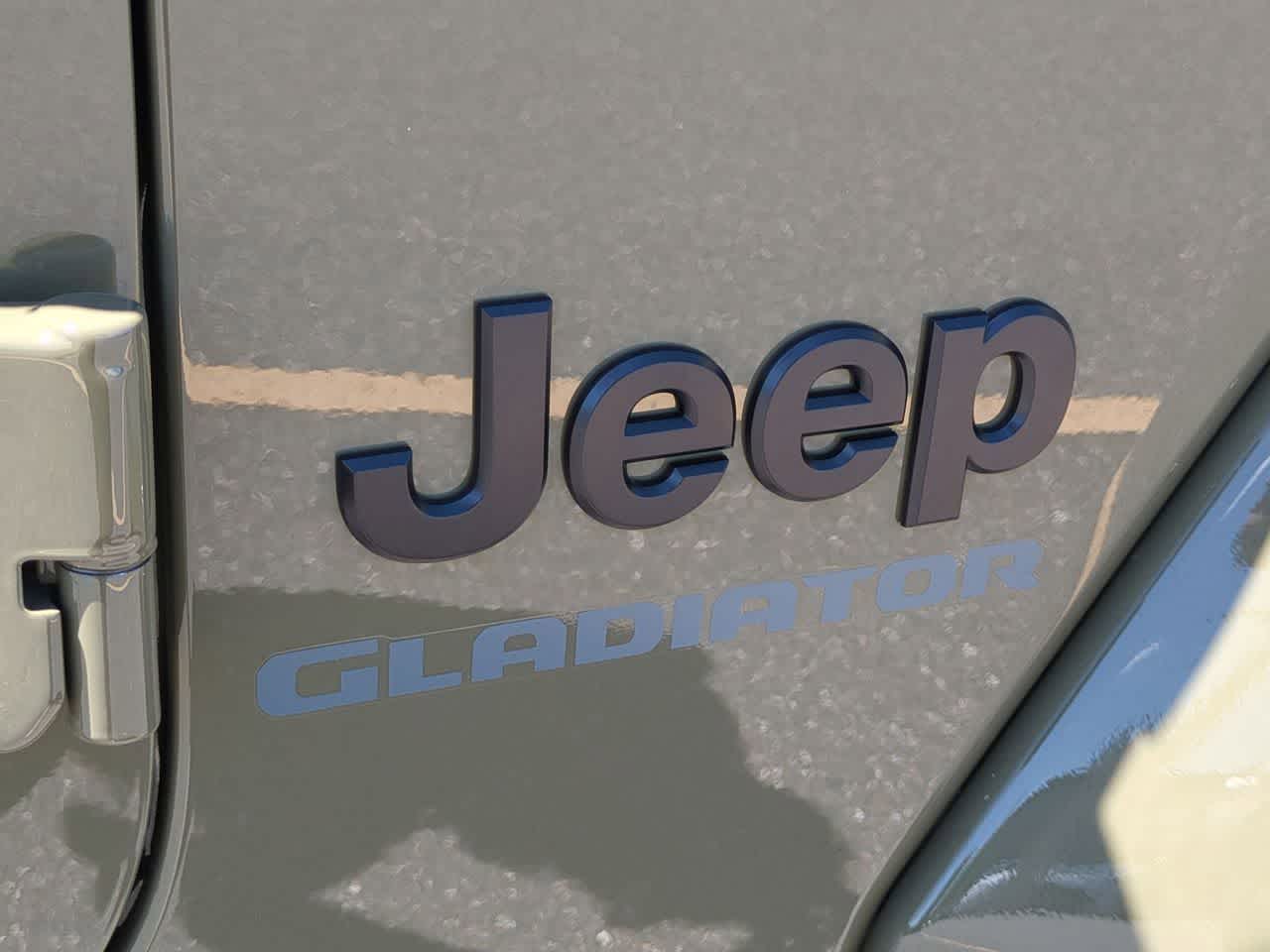 Thumbnail: 2026 Jeep Gladiator - 12