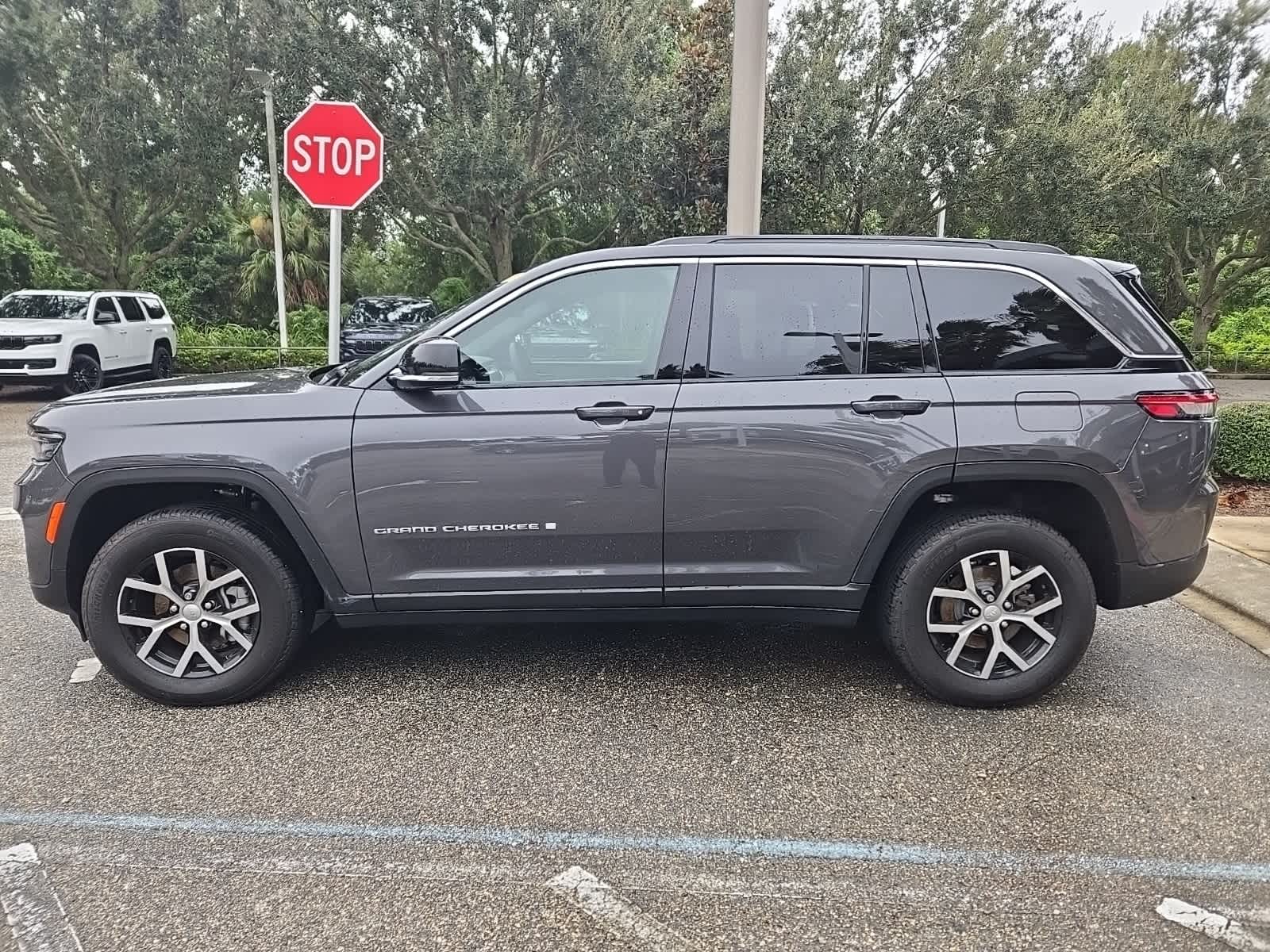 Thumbnail: 2025 Jeep Grand Cherokee - 1