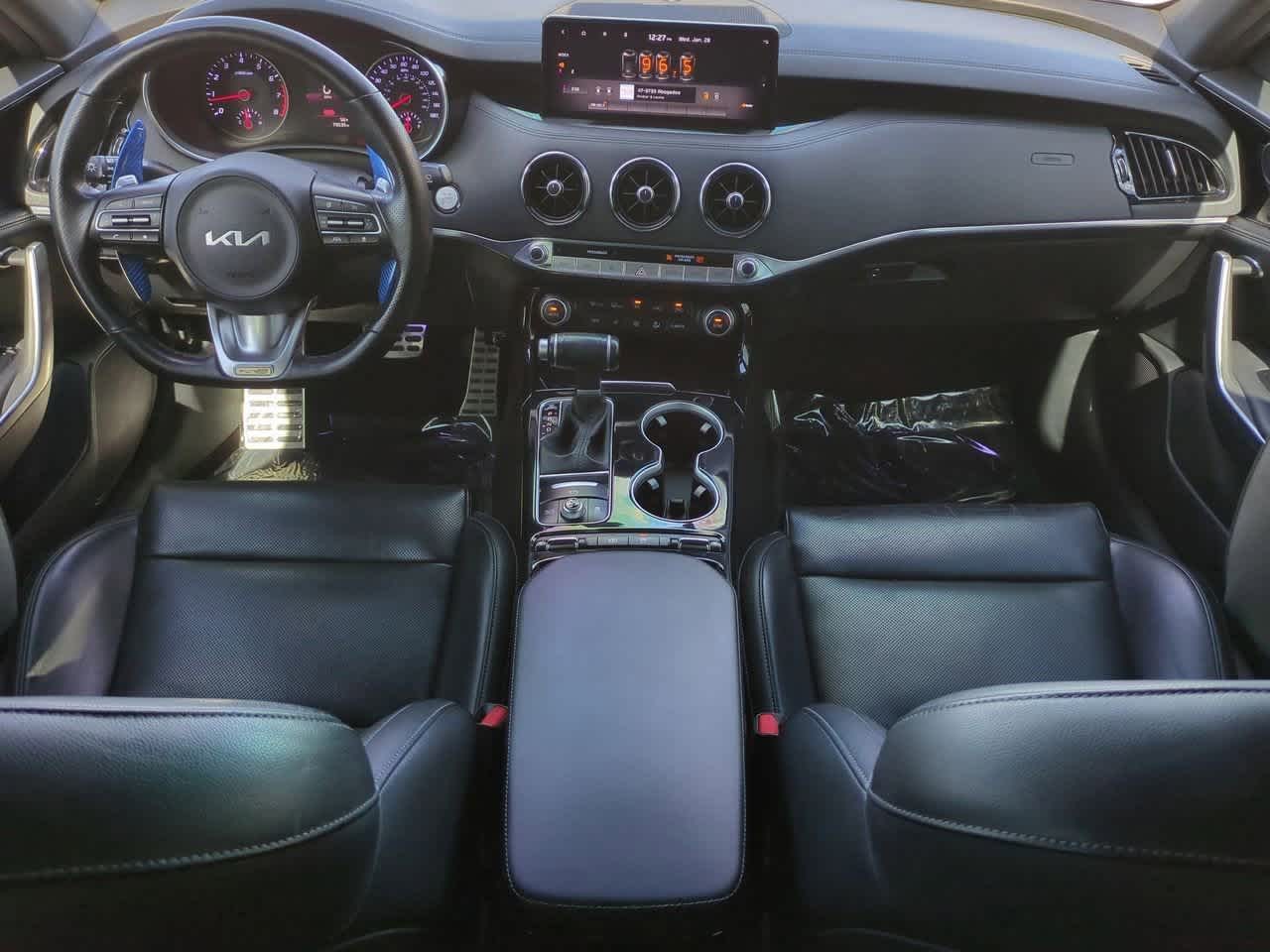 Thumbnail: 2022 Kia Stinger - 16