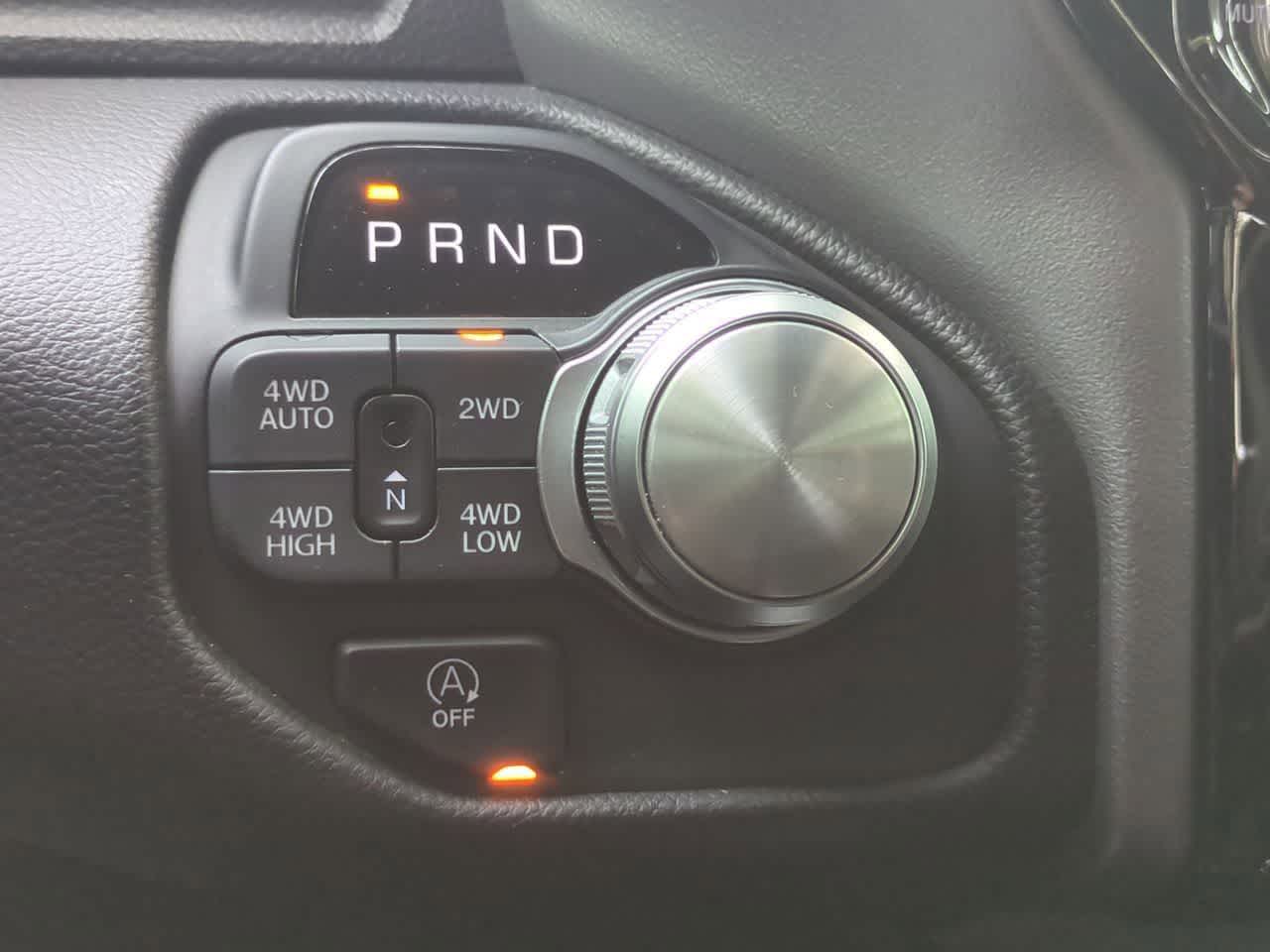 Thumbnail: 2025 RAM 1500 - 33