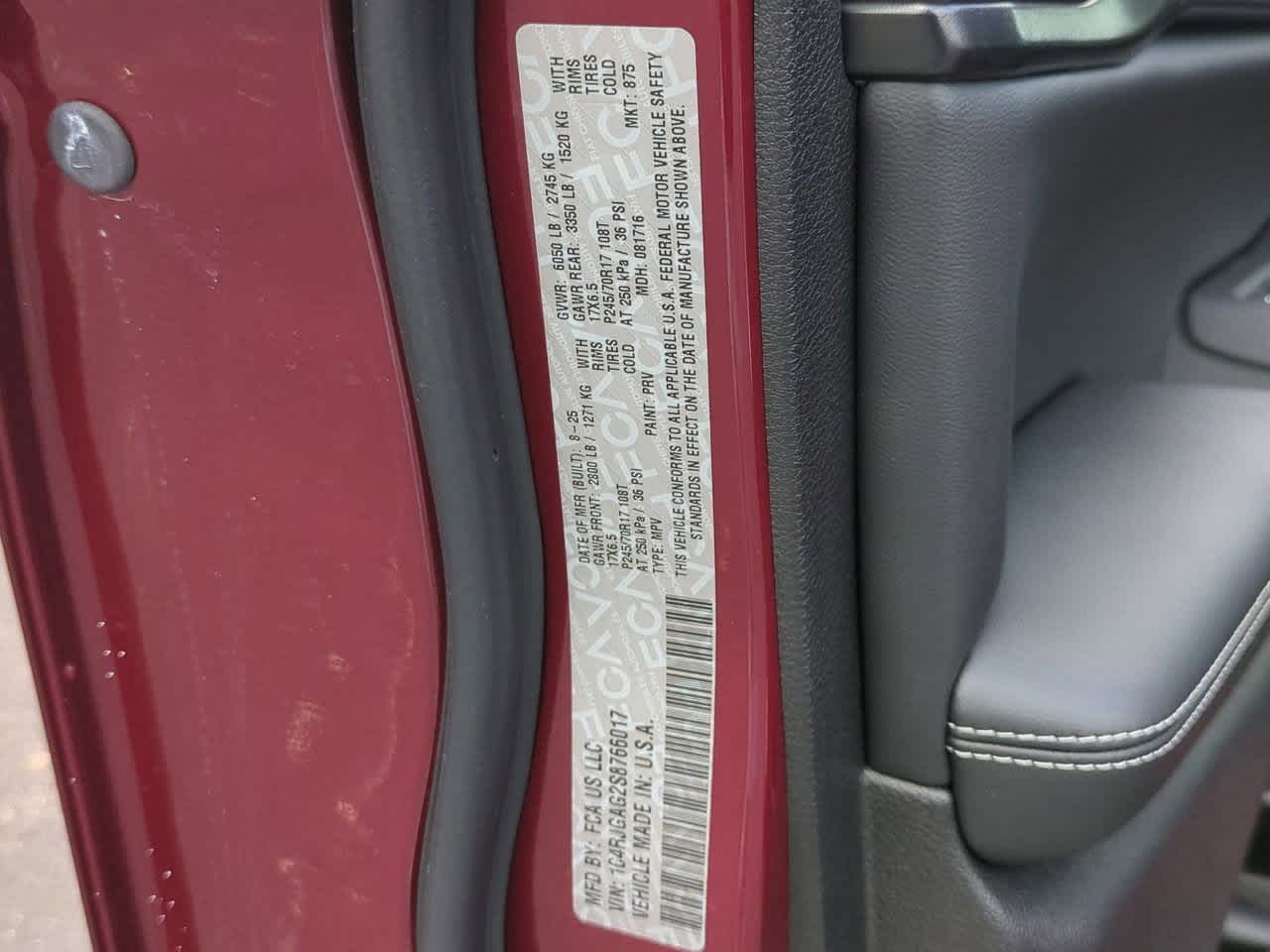 Thumbnail: 2025 Jeep Grand Cherokee - 36