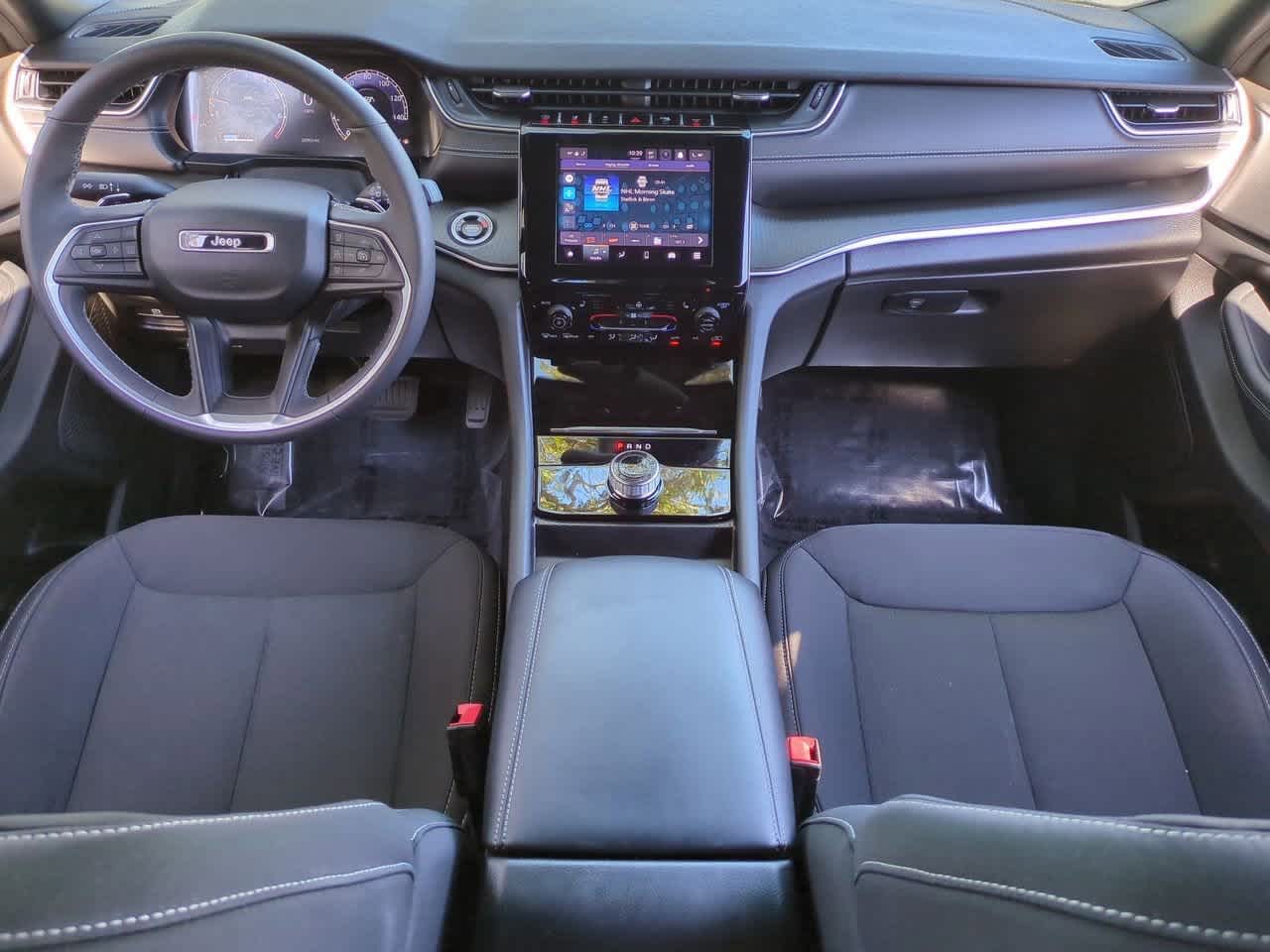 Thumbnail: 2024 Jeep Grand Cherokee - 16