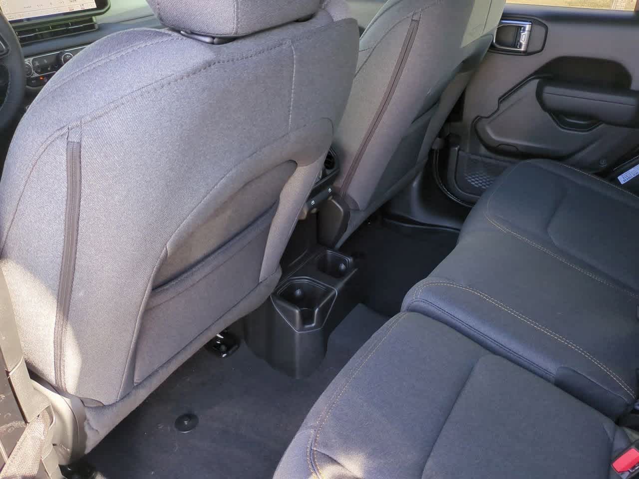 Thumbnail: 2025 Jeep Wrangler - 19