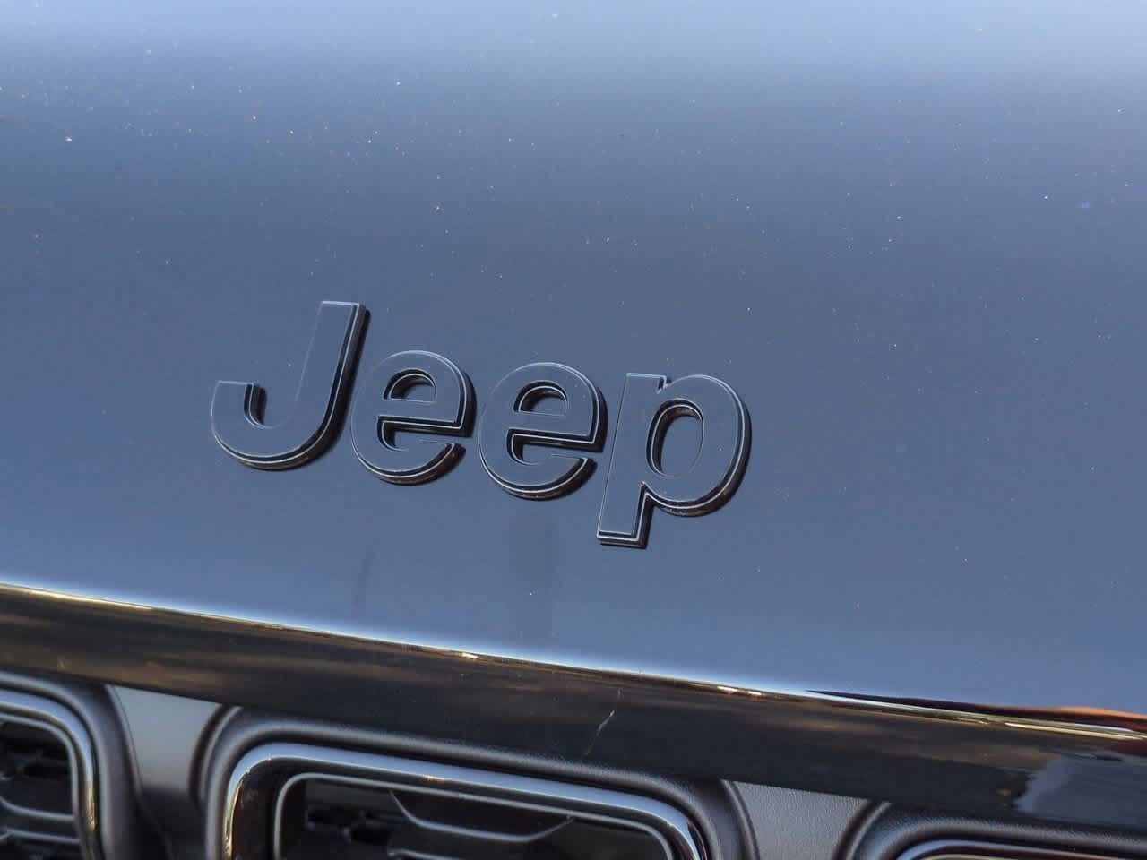 Thumbnail: 2025 Jeep Grand Cherokee - 11