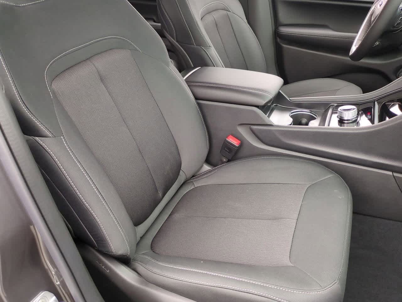 Thumbnail: 2025 Jeep Grand Cherokee - 22