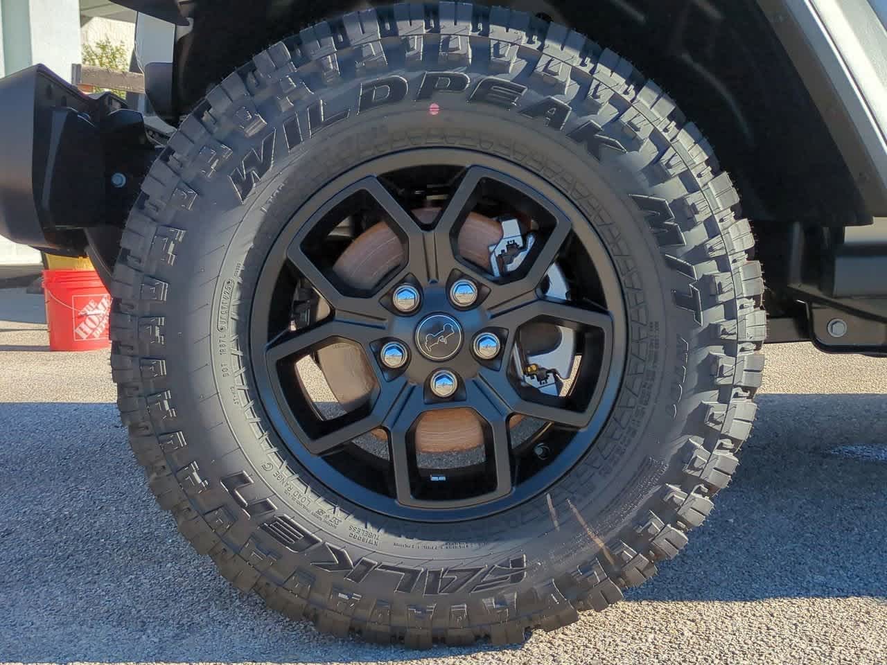 Thumbnail: 2025 Jeep Wrangler - 14