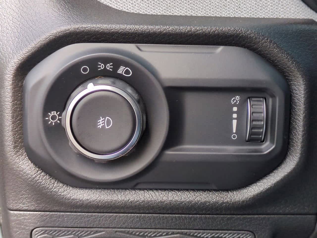 Thumbnail: 2025 Jeep Wrangler - 18