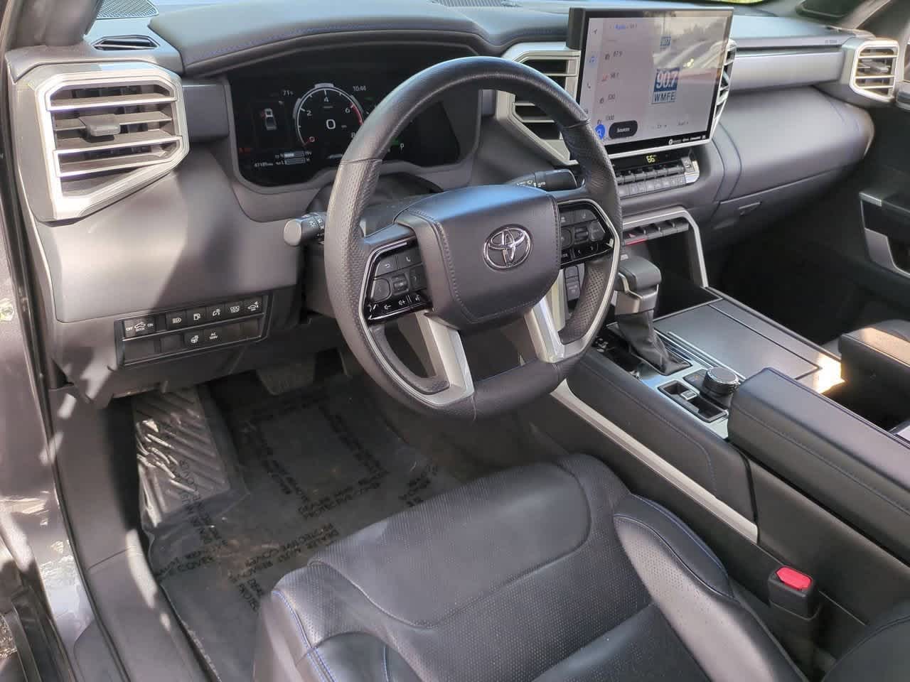 Thumbnail: 2023 Toyota Tundra - 10