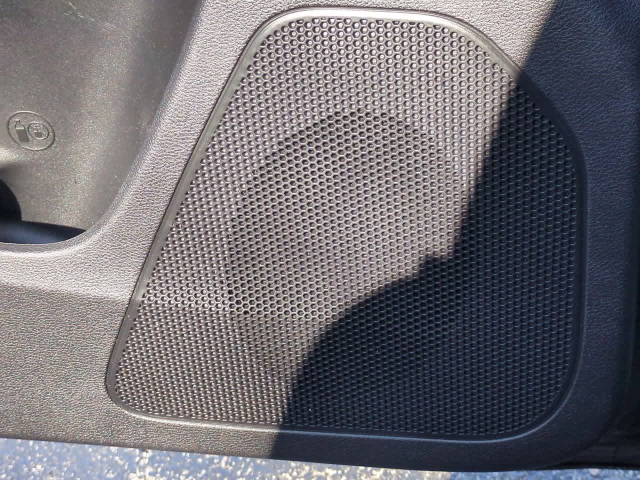 Thumbnail: 2022 Jeep Cherokee - 30