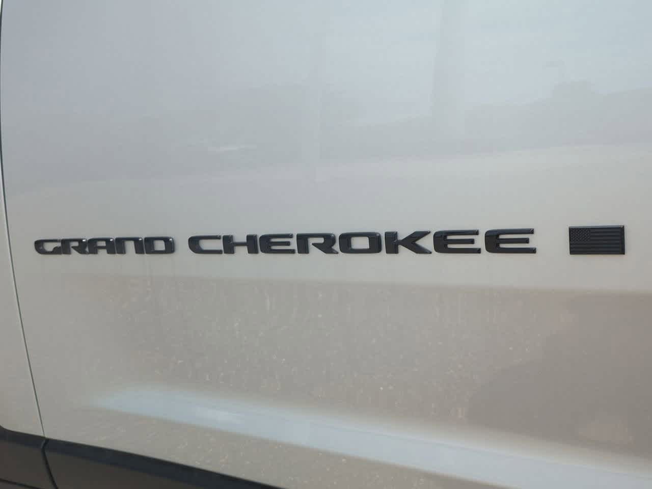 Thumbnail: 2025 Jeep Grand Cherokee - 13