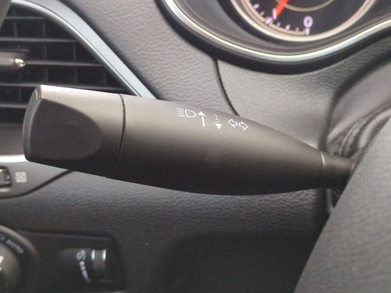 Thumbnail: 2020 Jeep Cherokee - 27