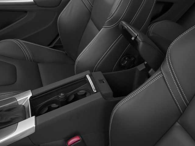 Thumbnail: 2015 Volvo S60 - 17