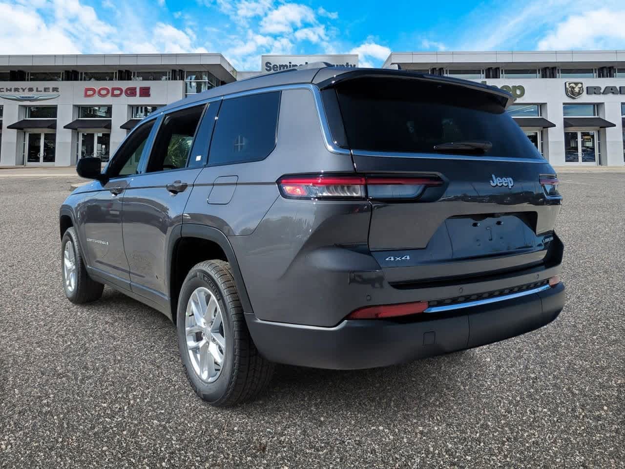 Thumbnail: 2025 Jeep Grand Cherokee L - 6